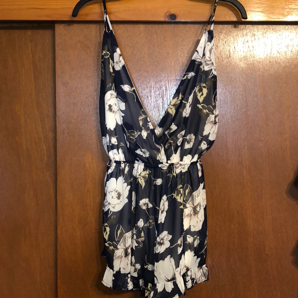 Medium sized floral romper